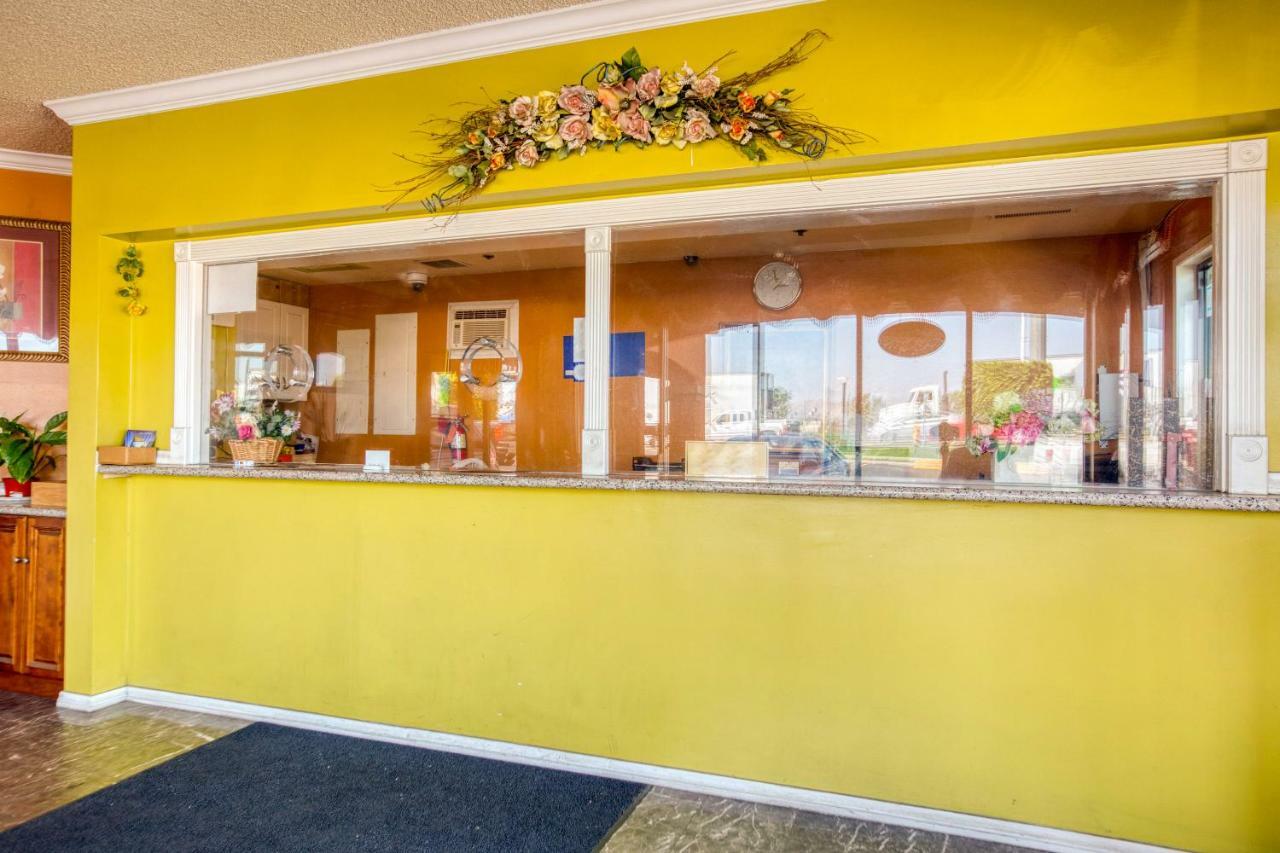 Hotel Corona Ca - Hwy 91 Esterno foto